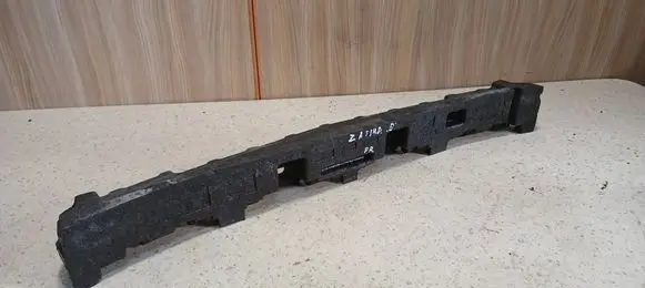 Front bumper foam support bar