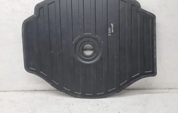 Seat Exeo (3R) Trunk/boot floor carpet liner 8E9863547