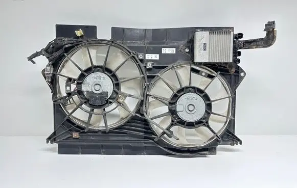 Toyota Avensis T270 Fan set 160400R160 MF4227503773