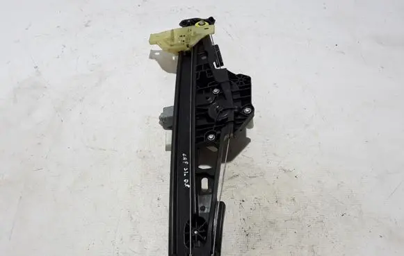 Renault Captur II Front window lifting mechanism without motor 807203293R