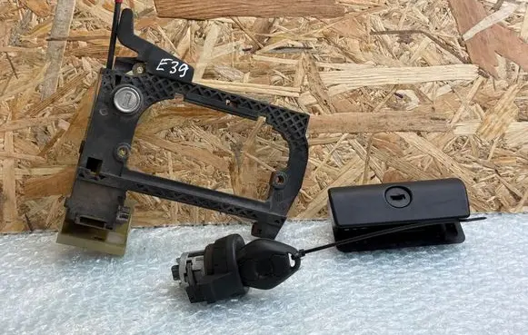 BMW 5 E39 Ignition key/card 1095820