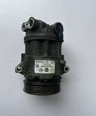 Alfa Romeo Giulietta Air conditioning (A/C) compressor (pump) 50509535 01140831 06171174919C