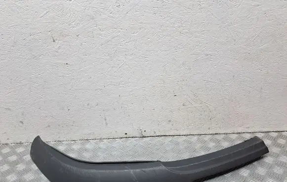 Toyota Avensis T250 Front bumper lip 7685205020