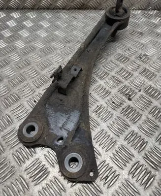 Toyota Avensis T270 Rear control arm 