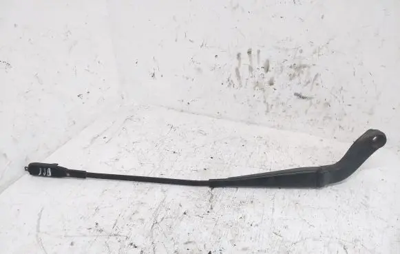 Mercedes-Benz A W169 Front wiper blade arm A1698200240