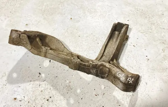 Volkswagen Golf V Front subframe 1k0199295e