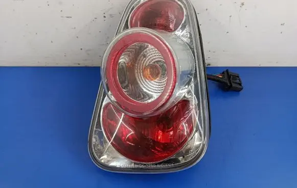 Mini One - Cooper R50 - 53 Rear/tail lights
