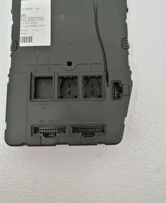 Renault Megane II Comfort/convenience module 8200780025