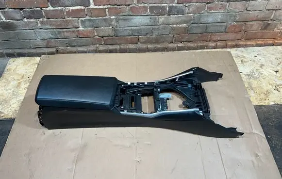 BMW 3 G20 G21 Armrest 
