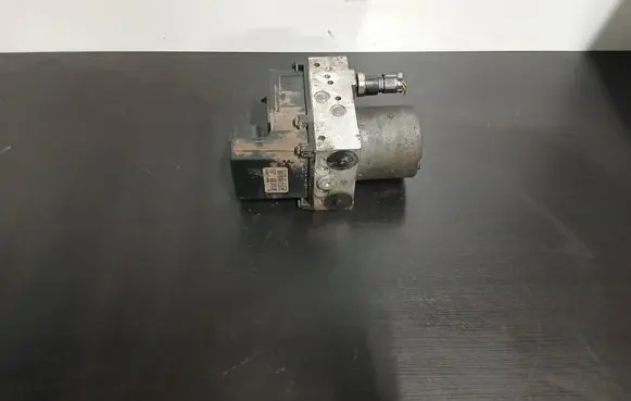 Toyota Avensis T250 ABS Pump 8954105073 484079 0265950147