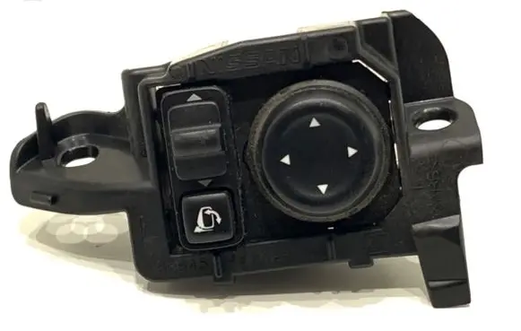 Nissan Qashqai Wing mirror switch 255704EA1B