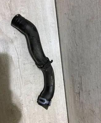 Audi A4 S4 B9 Engine coolant pipe/hose 8W0819332H