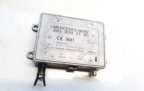 Mercedes-Benz S W220 Antenna control unit 2038201785 E1021498