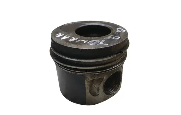 Volkswagen Touran I Piston 7973