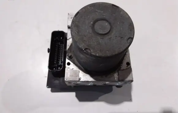 Audi A4 S4 B8 8K ABS Pump 8K0907379AK 8K0614517CP
