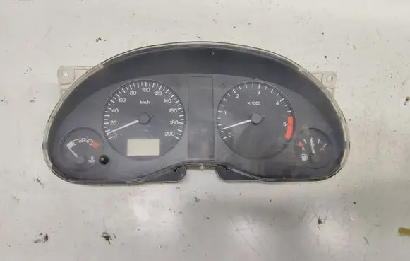 Volkswagen Sharan Speedometer (instrument cluster) 7M0919861T