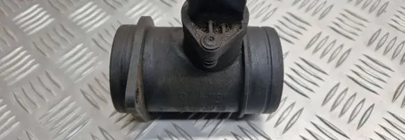Volkswagen PASSAT B5 Mass air flow meter 028906461 0281002216