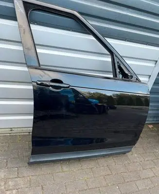 Land Rover Discovery 5 Front door