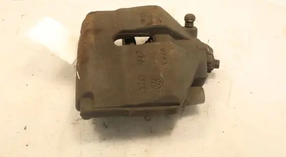 Volkswagen PASSAT B7 Front brake caliper
