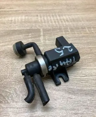 Volkswagen Golf IV Turbo solenoid valve 1J0906627
