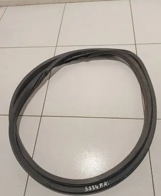 Land Rover Discovery Sport Front door rubber seal FK7220708A