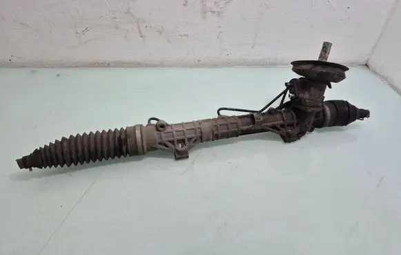 Citroen C4 I Steering rack 6820000064