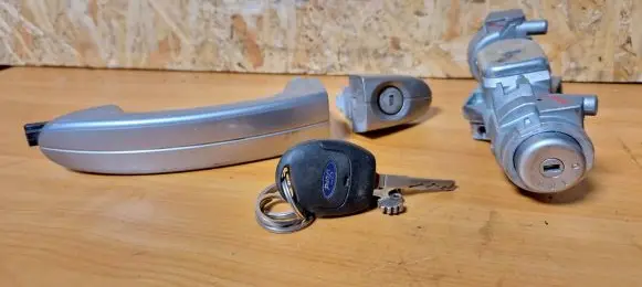 Ford S-MAX Ignition lock 3m513f880ac