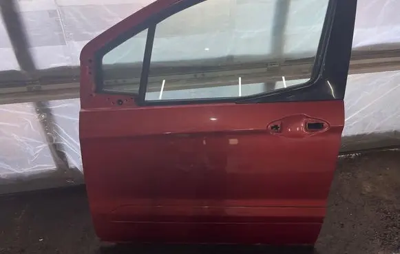 Ford Turneo Courier Front door