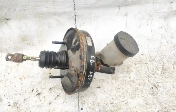 Mazda 121 Brake booster 83204103 832-04103