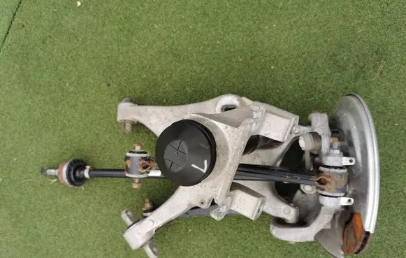 Volvo XC90 Rear wheel hub spindle/knuckle 