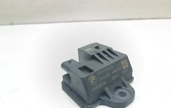 Glow plug pre-heat relay