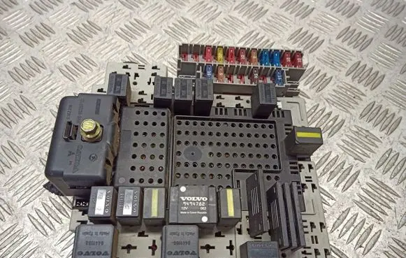 Volvo V70 BSM Control unit 8645729