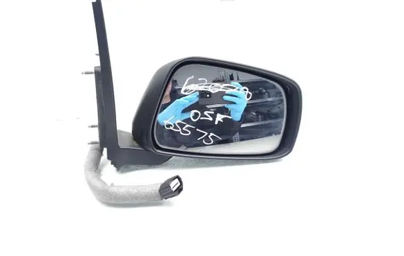 Nissan Pathfinder R51 Front door electric wing mirror 96301EB010
