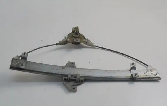 Chevrolet Lanos Front door manual window regulator 