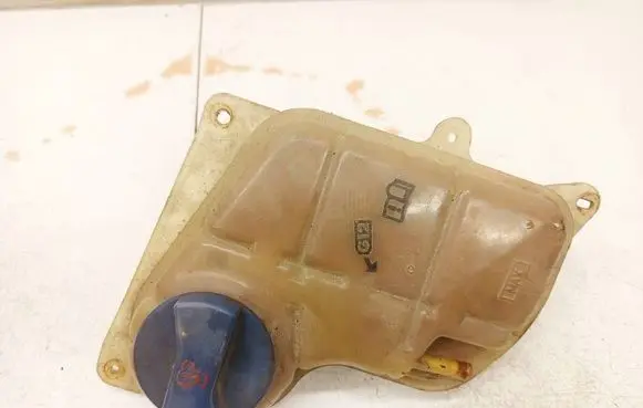 Audi A6 S6 C5 4B Coolant expansion tank/reservoir 8D0121403L