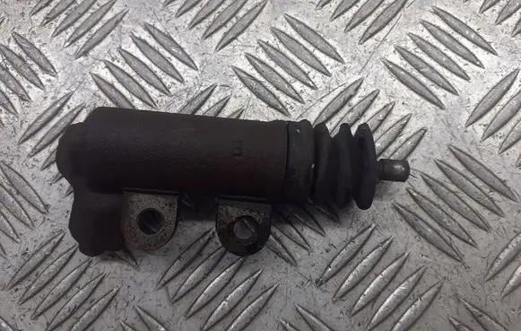 Toyota Avensis T250 Clutch release bearing slave cylinder 