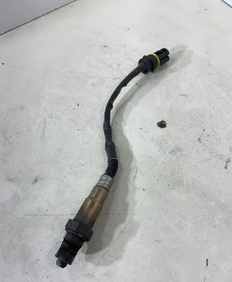Mercedes-Benz C W203 Lambda probe sensor 0015403717 0258006123