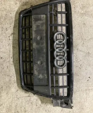 Audi A4 S4 B8 8K Front bumper upper radiator grill 8K0853651B