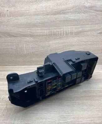 Volvo S60 Fuse module 9494210