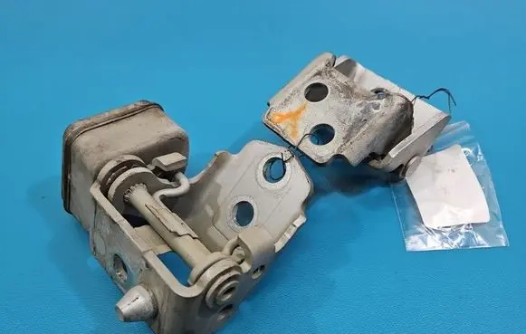Peugeot 207 Front door hinge set IMPRK1563992