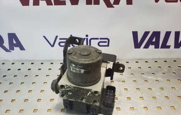 Hyundai Terracan ABS Pump 58910H1000