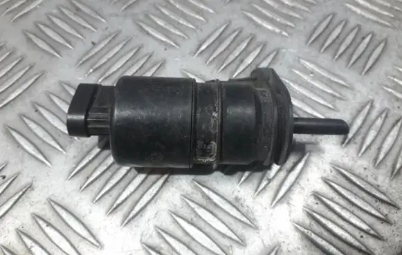 Renault Clio I Windscreen/windshield washer pump 7700802336
