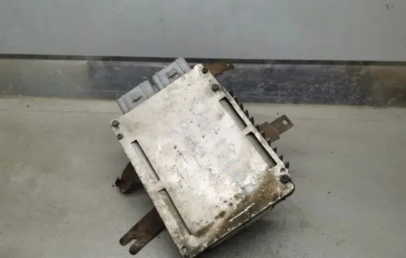Chrysler 300M Engine control unit/module 04606984AC P04606984AC