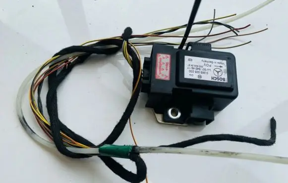 Mercedes-Benz S W220 ESP acceleration yaw rate sensor 0265005230 lu0015404517