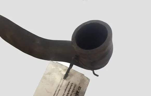 Volkswagen Golf V Engine coolant pipe/hose