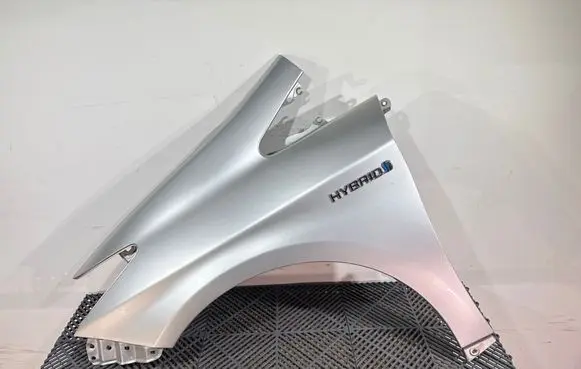 Toyota Prius (XW30) Fender