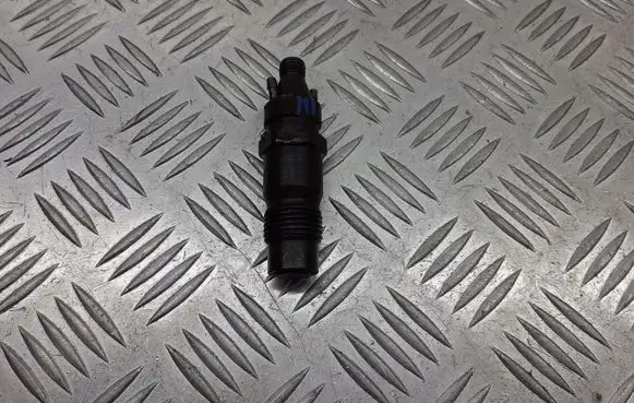 Nissan Primera Fuel injectors set 0432217308