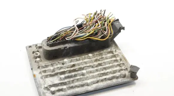 Ford Focus Engine control unit/module 5S6112A650DA