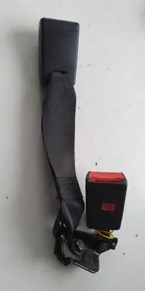 Hyundai i40 Rear seatbelt buckle