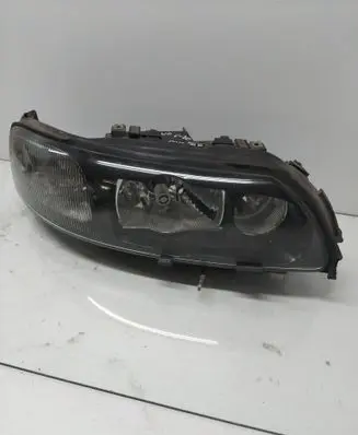 Volvo V70 Headlight/headlamp 30655906 89008798 125802A01